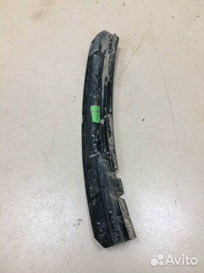 Кронштейн переднего бампера правый Skoda Rapid