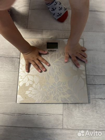 Весы напольные электронные
