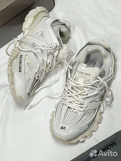 Кроссовки balenciaga track 1 white женские