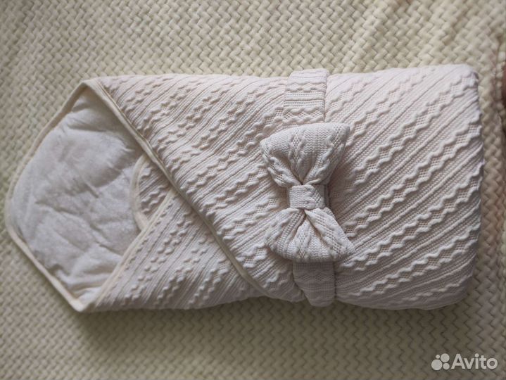 Одеяло на выписку демисезонное