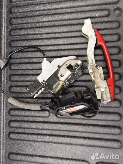 Пежо 308 замок задней правой двери в сборе