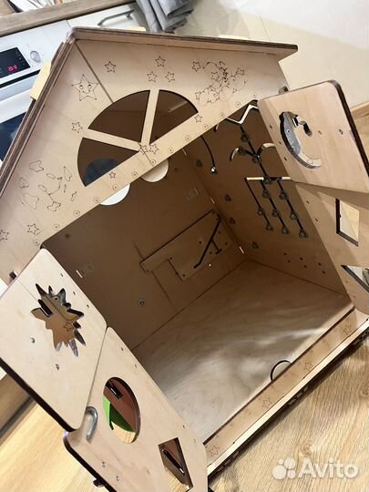 Большой Бизидомик