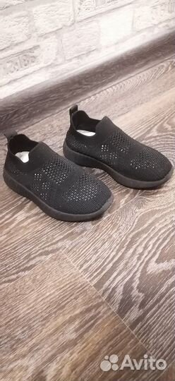 Кроссовки детские