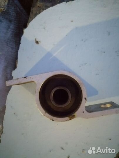 Сайлентблок переднего рычага правый