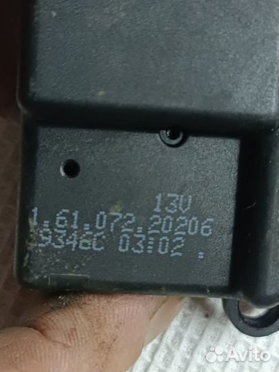 Моторчик заслонки печки Peugeot 406