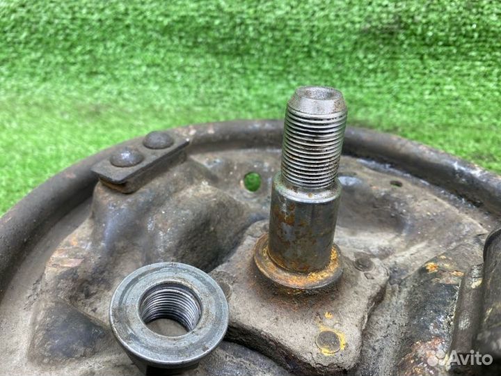 Задняя ось Renault Logan