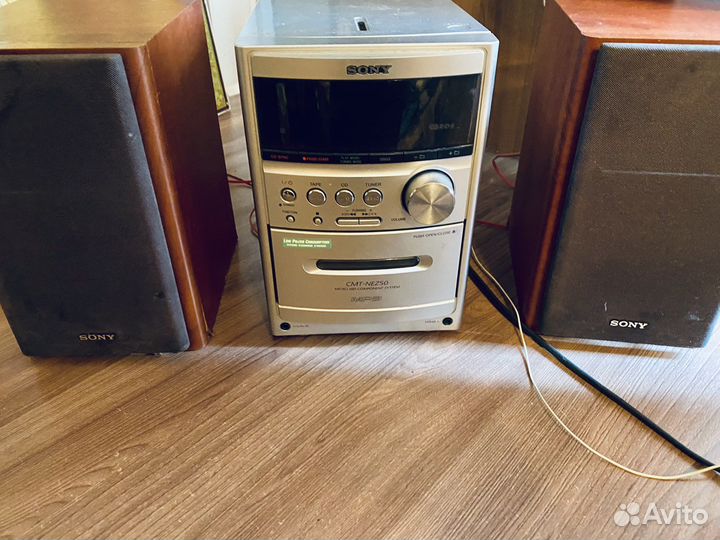Музыкальный центр sony