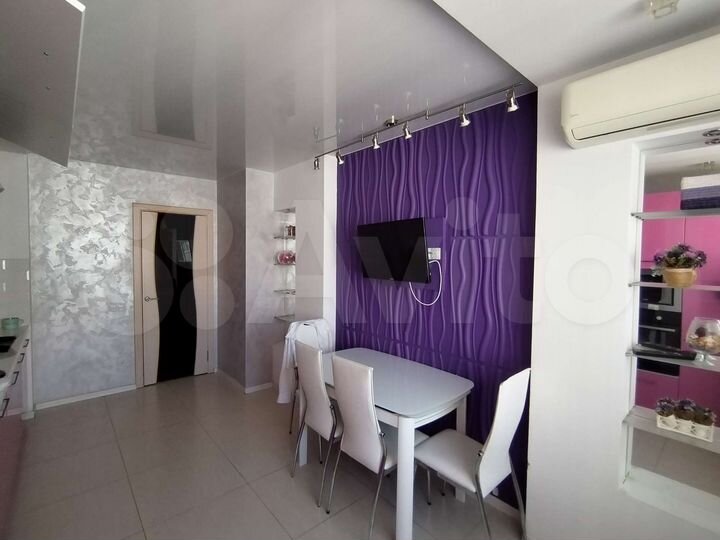 3-к. квартира, 86,5 м², 14/17 эт.