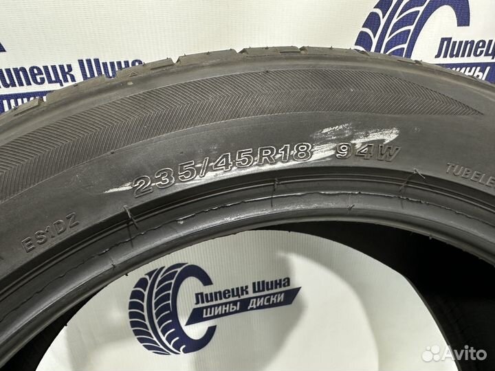 Bridgestone Potenza S001 235/45 R18