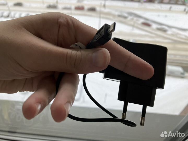 Зарядник Vertex Slim Line: micro usb, 5v 0,5A