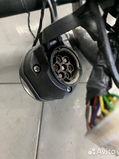 Фаркоп бу на ford focus 3