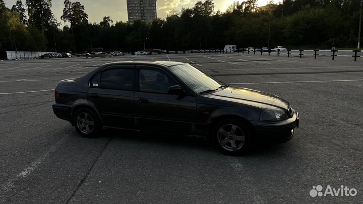 Honda Civic 1.5 МТ, 1998, 250 929 км