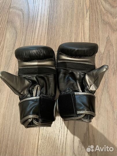 Боксерские перчатки снарядные