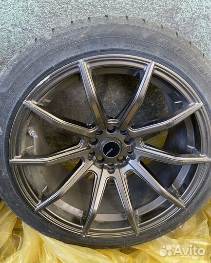 Разноширокие колеса в сборе R17