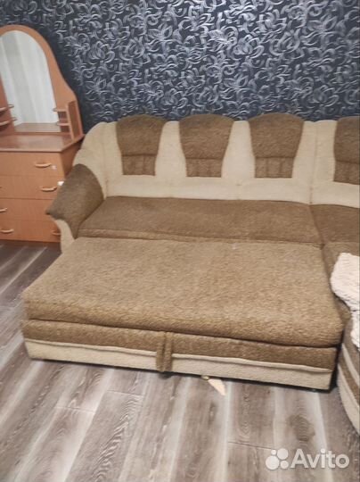 Угловой диван бу