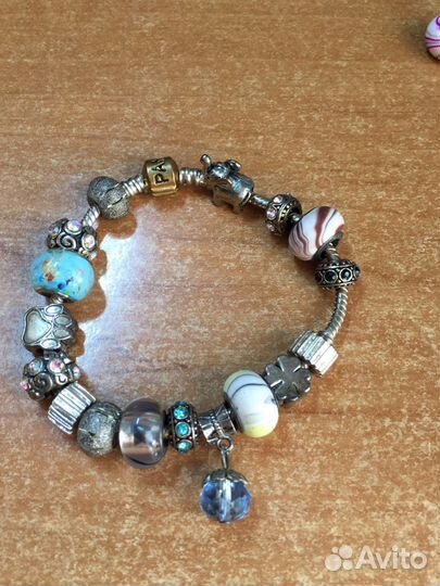 Бижутерия(набор для создания браслетов)