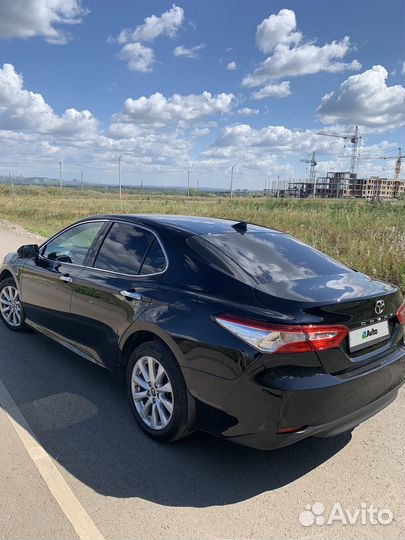 Toyota Camry, 2019