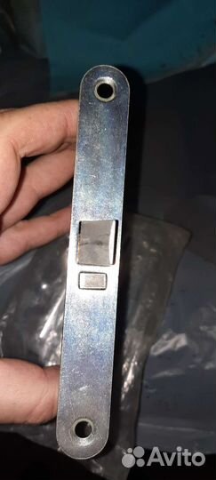 Замок врезной