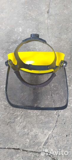 Щиток защитный для лица