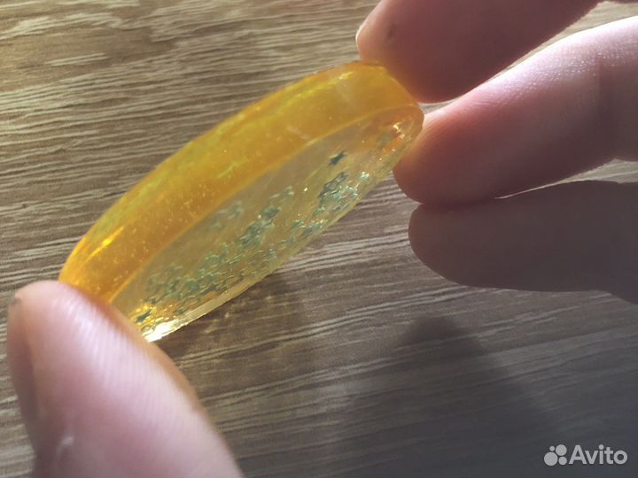 Продаю овальную фигурку из эпоксидной смолы