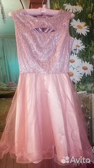 Вечернее платье