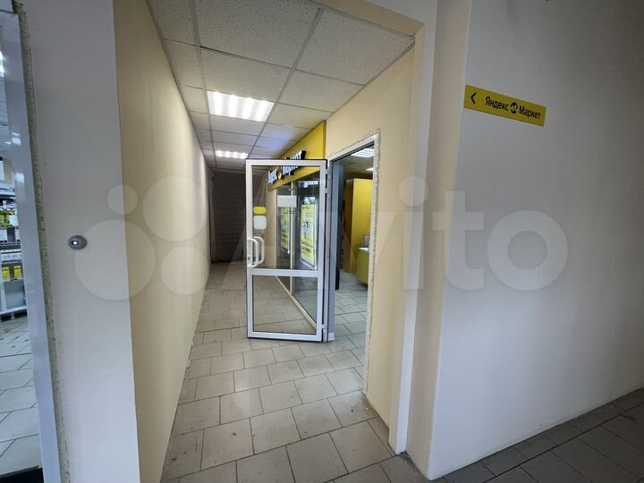 Торговая площадь, 65 м²