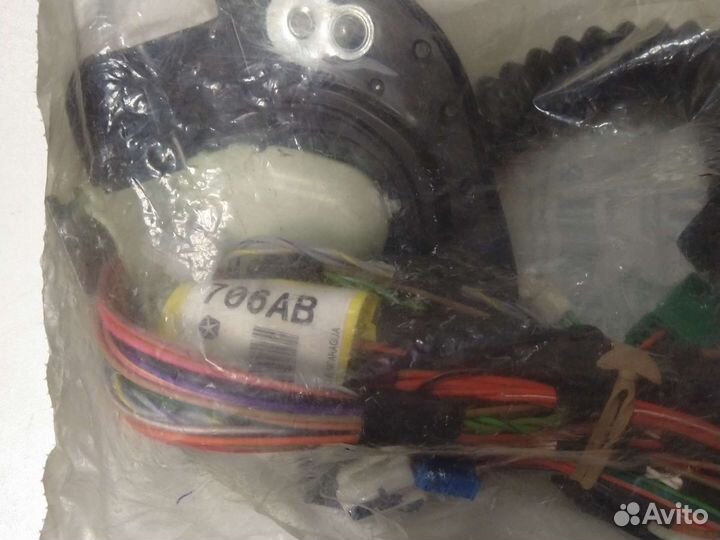 Chrysler Grand Voyager RT 2011+ проводка двери лев