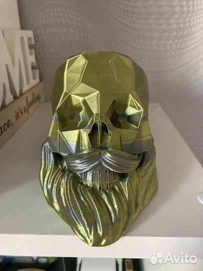 Кашпо череп