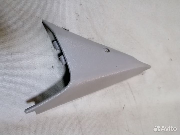 Накладка уголок салонный Ford Taurus 2 1992-1996