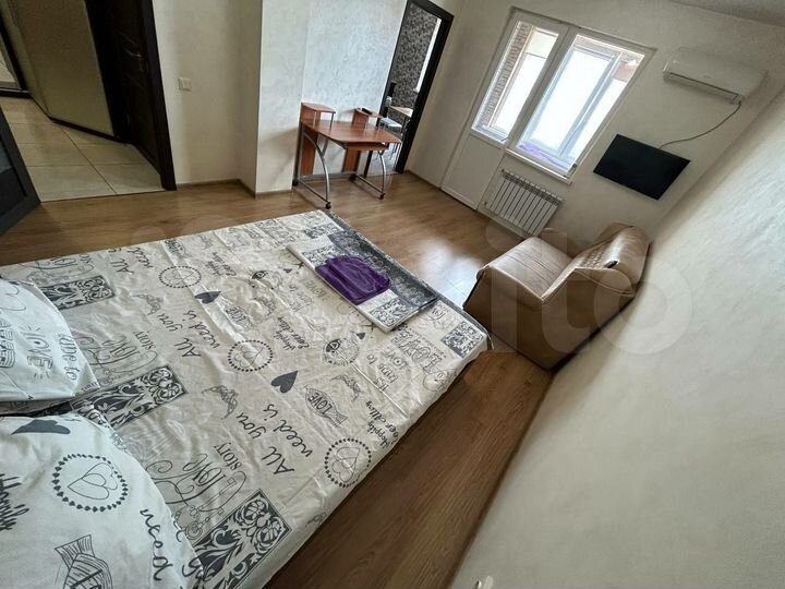 1-к. квартира, 42 м², 8/12 эт.