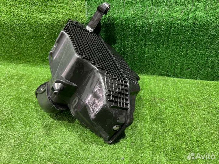 Корпус воздушного фильтра Renault Duster кроссовер