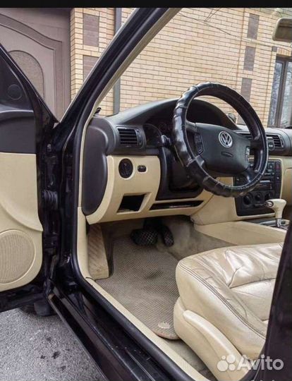 Volkswagen Passat, 2001