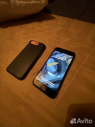 iPhone SE (2020), 64 ГБ