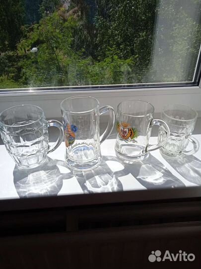 Чайник заварочный новый и пивные кружки