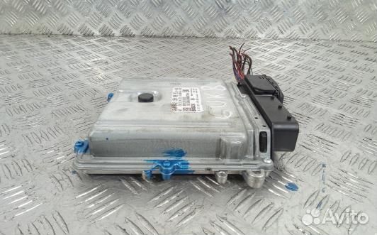 Блок управления двс mercedes benz CLS C219 (6UK08P