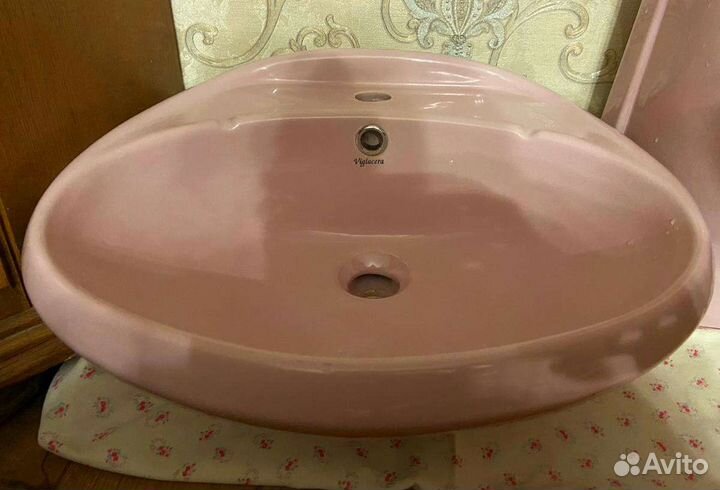 Раковина с подставкой