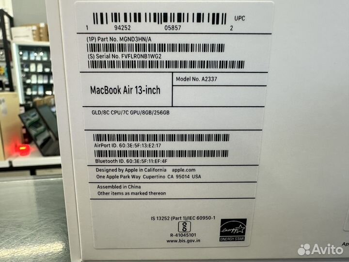 MacBook Air M1 8/256гб