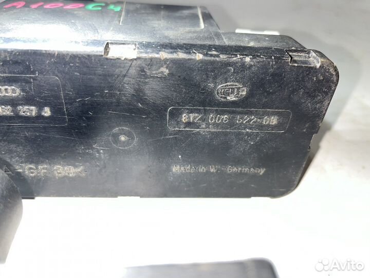 Компрессор центрального замка Audi 100 a6 c4