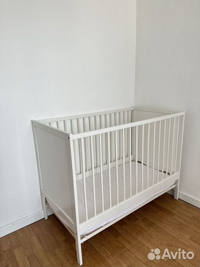 Икея Кроватка, матрас, наматрасник Орматек