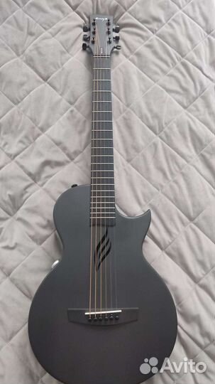 Продам трансакустическую гитару enya nova go