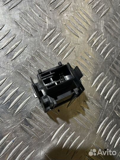 Кнопка корректора фар Skoda Fabia 2007-2015