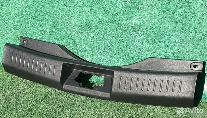 Накладка замка багажника Chery Tiggo 4 Pro