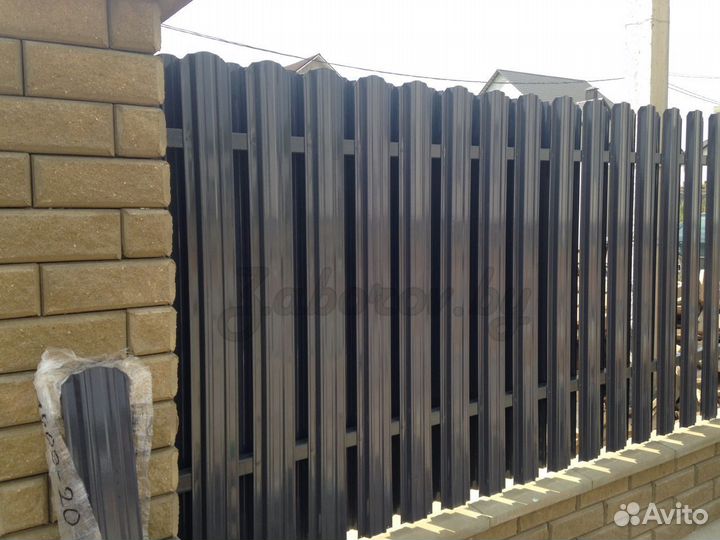 Штакетник металлический для забора