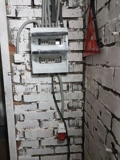 Гараж, > 30 м²