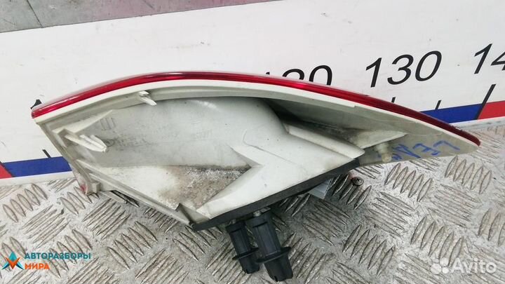 Фонарь задний правый Ford Kuga 2010