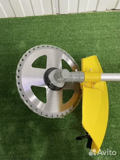 Триммер бензиновый Champion Т523-2