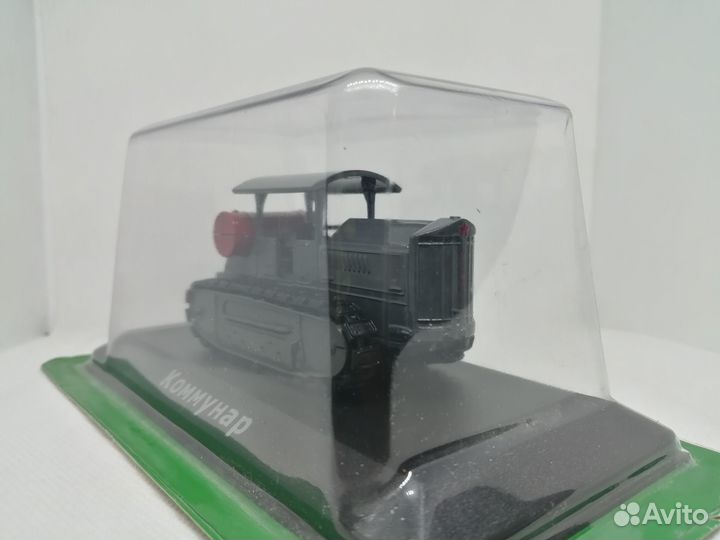 Модель Гусеничный трактор-тягач «Коммунар»