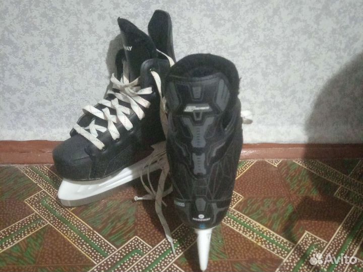 Коньки для мальчика 33 размер