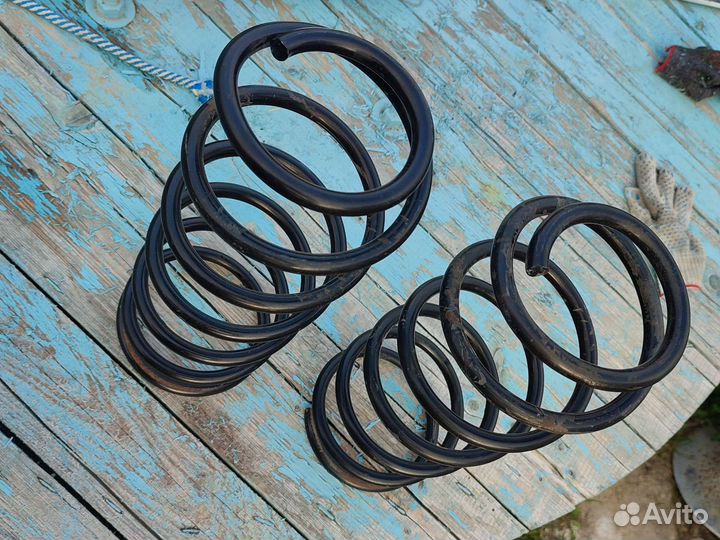 Пружины передние lanos