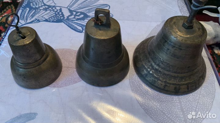 Колокольчик серебромъ